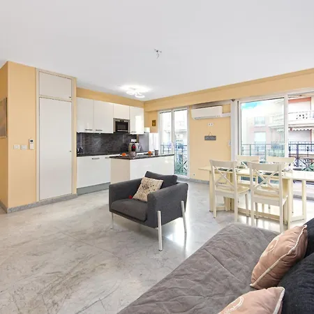 Centre Pres De La Apartment